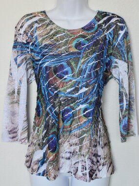 CURRENT/ELLIOTT RUFFLED BOAT NECK 3/4 SLEEVE PEACOCK PRINT MULTI BLOUSE. SIZE S